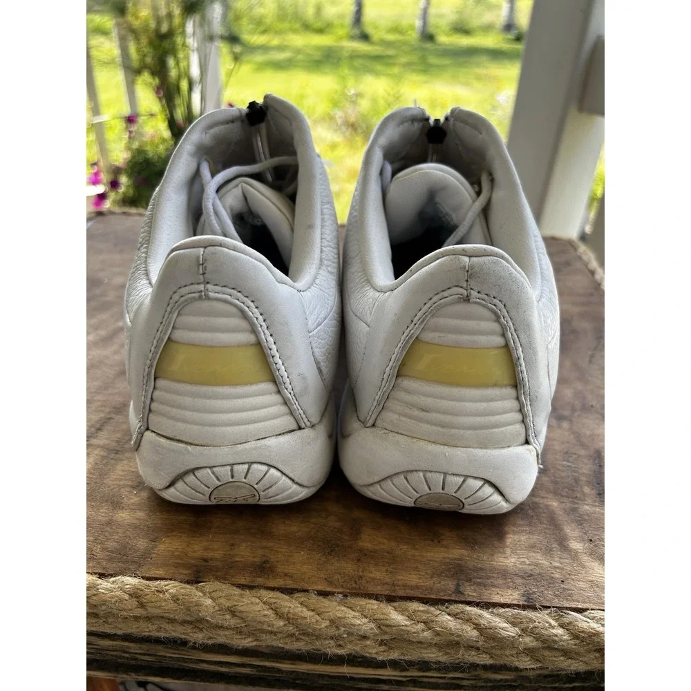 New Balance RB602 Mens 11 White Leather Zip Walking Shoes Comfort Sneakers